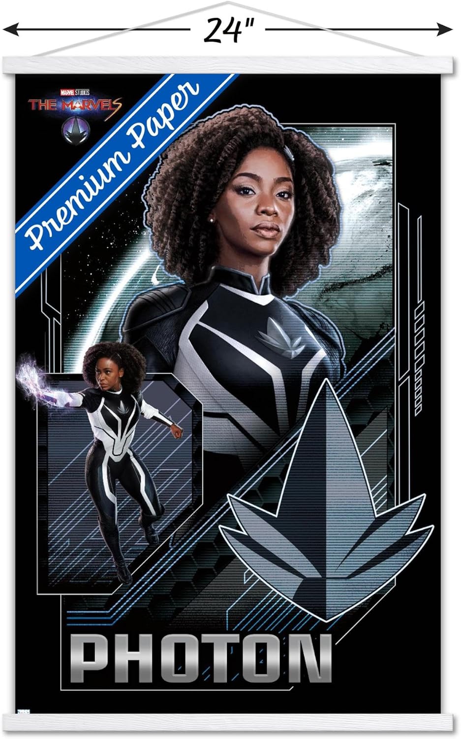 Trends International Marvel The Marvels – Póster de pared con fotones, 22.37 x 34.00 pulgadas, paquete de impresión premium y colgador blanco