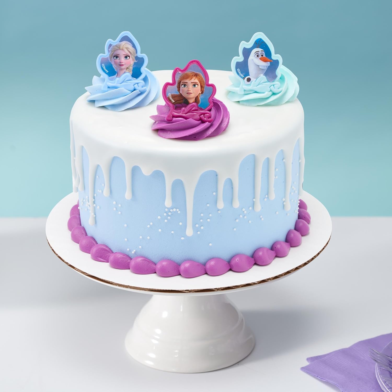 DecoPac Anillos Frozen II, decoraciones de cupcakes con Elsa, Anna y Olaf para celebraciones de cumpleaños y Navidad, paquete de 24