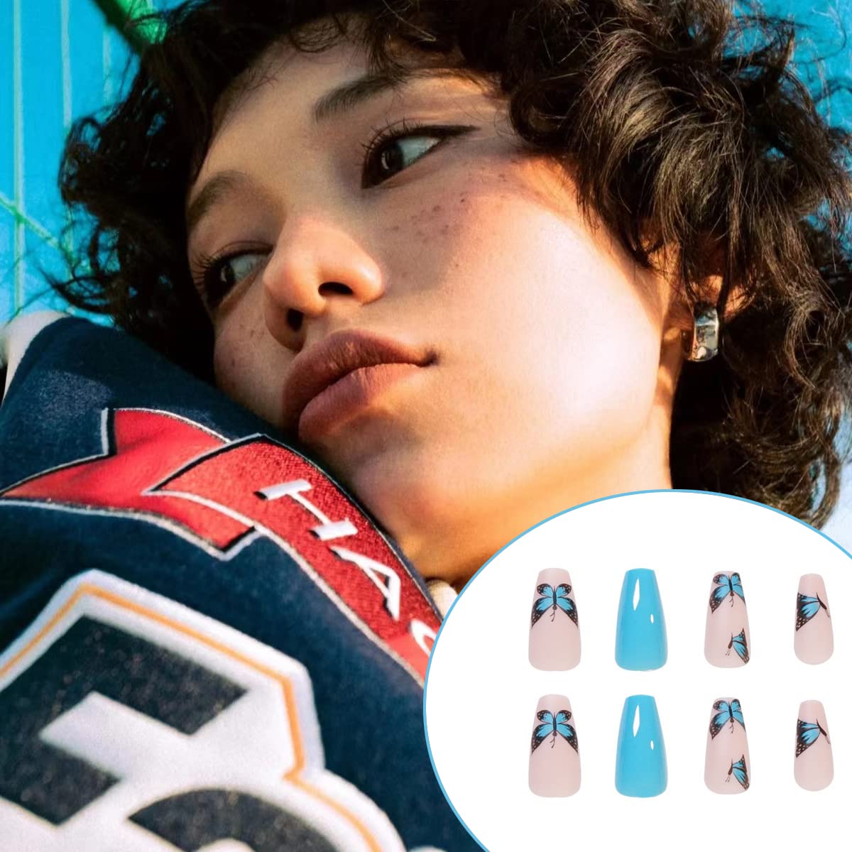 Uñas postizas medianas azules a presión con diseño de mariposa con diseño de uñas acrílicas nudes brillantes, uñas postizas de cobertura completa,