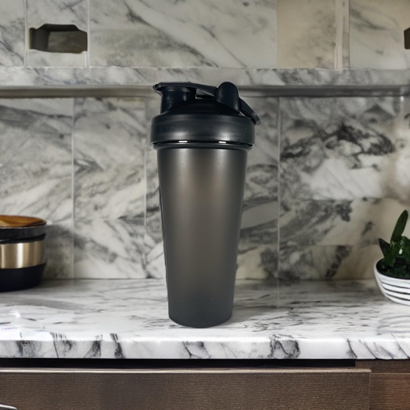 Vaso Shaker 20oz con bola licuadora y tapa (verde)
