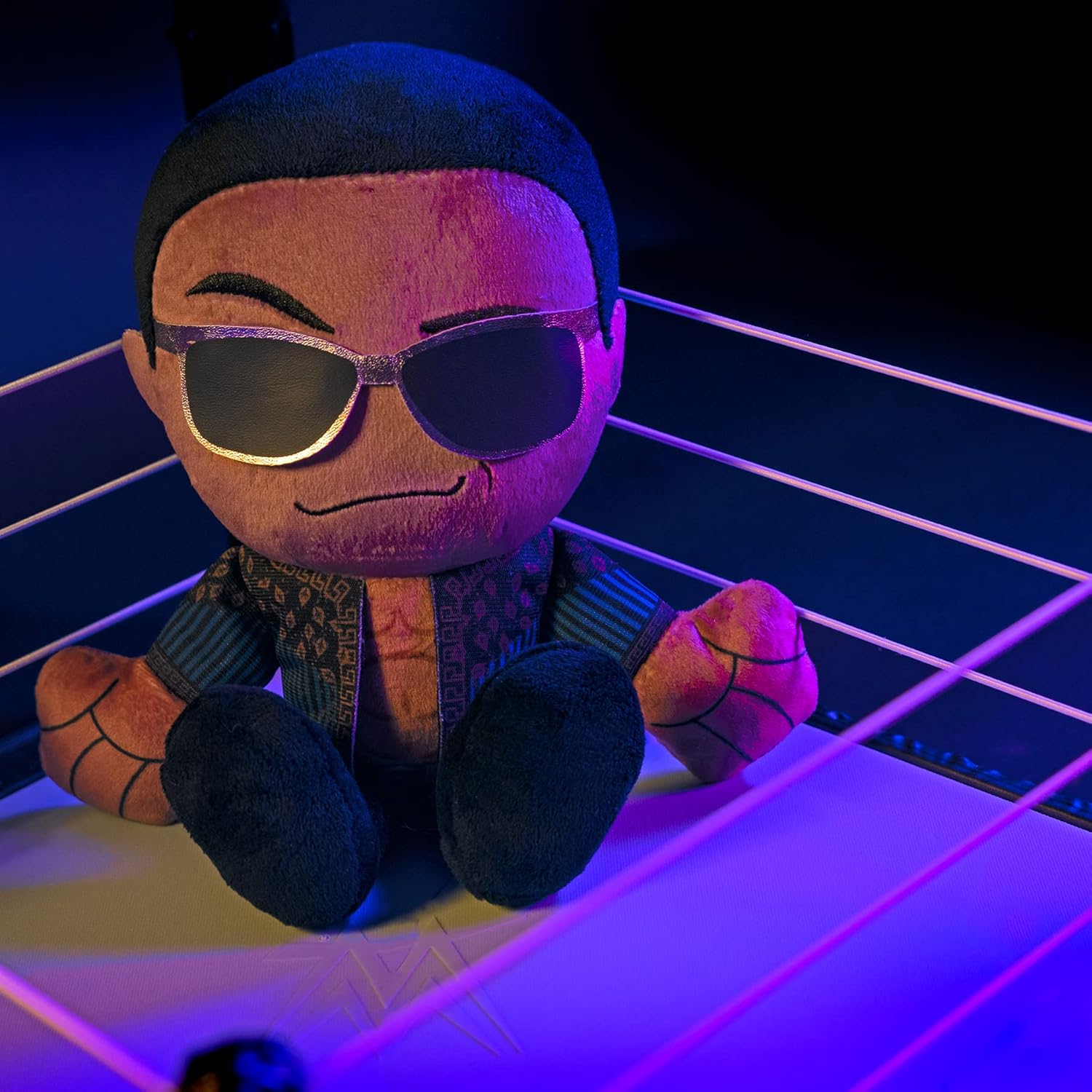 Bleacher Creatures WWE Old School Rock – Peluche Kuricha de 8 pulgadas, leyenda de la lucha libre inspirada en Chibi suave