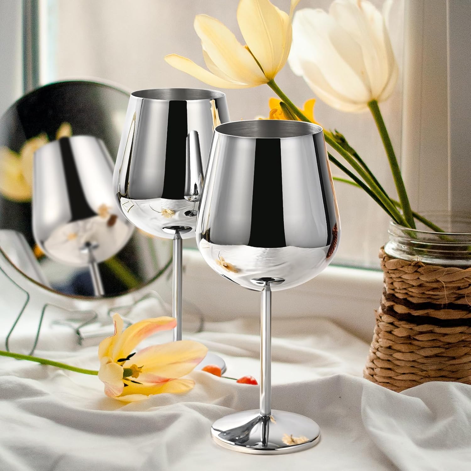 Juego de 4 copas de vino de acero inoxidable, copas de vino de metal de 21 onzas con decantador y tapón, copa de vino de acero inoxidable con tallo
