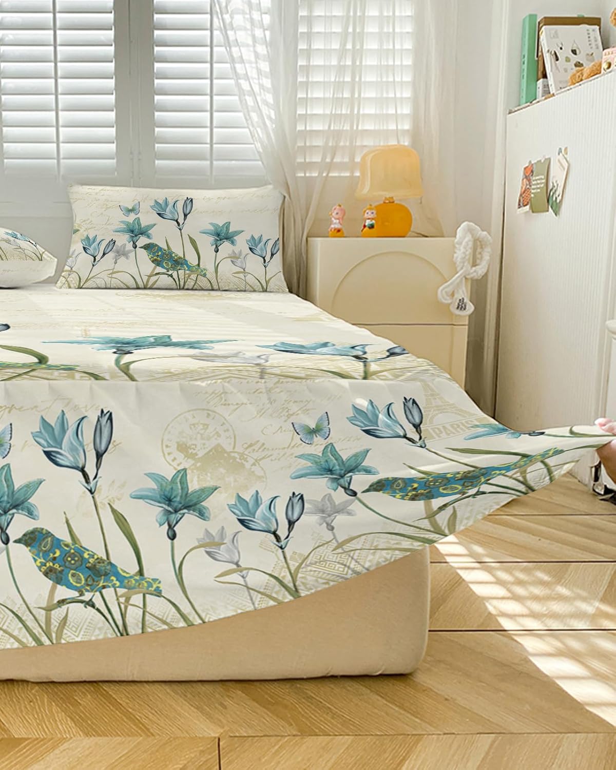 Faldas de cama plisadas envolventes florales de primavera para cama individual de 39 x 75 pulgadas, tulipán verde azulado, flor de verano, vintage,
