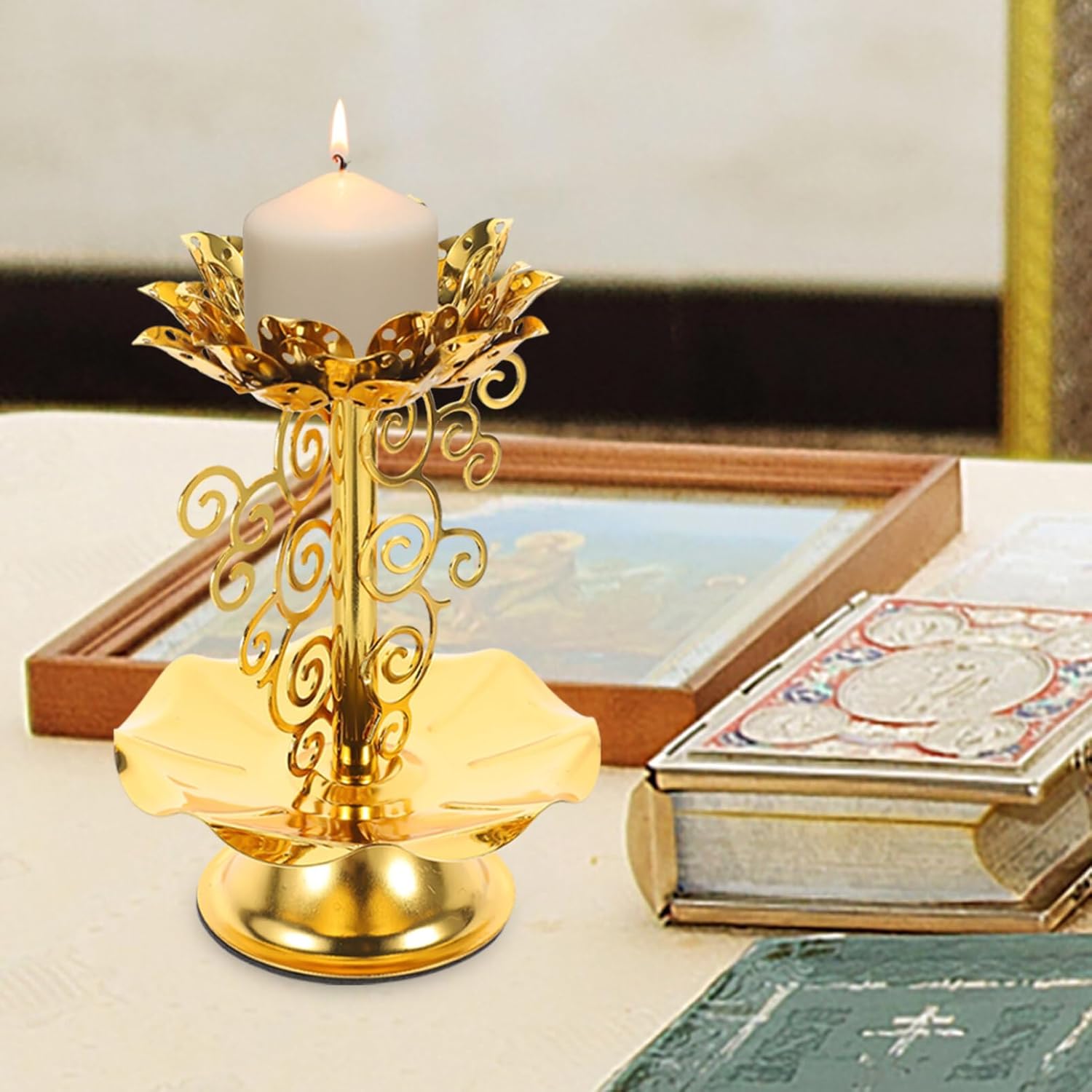 FOMIYES Decoración dorada 2 unids Lotus Tealight Candelabro Diwali Votivo Portavelas Religioso Flor de Loto Forma de Té Candelabro Soporte