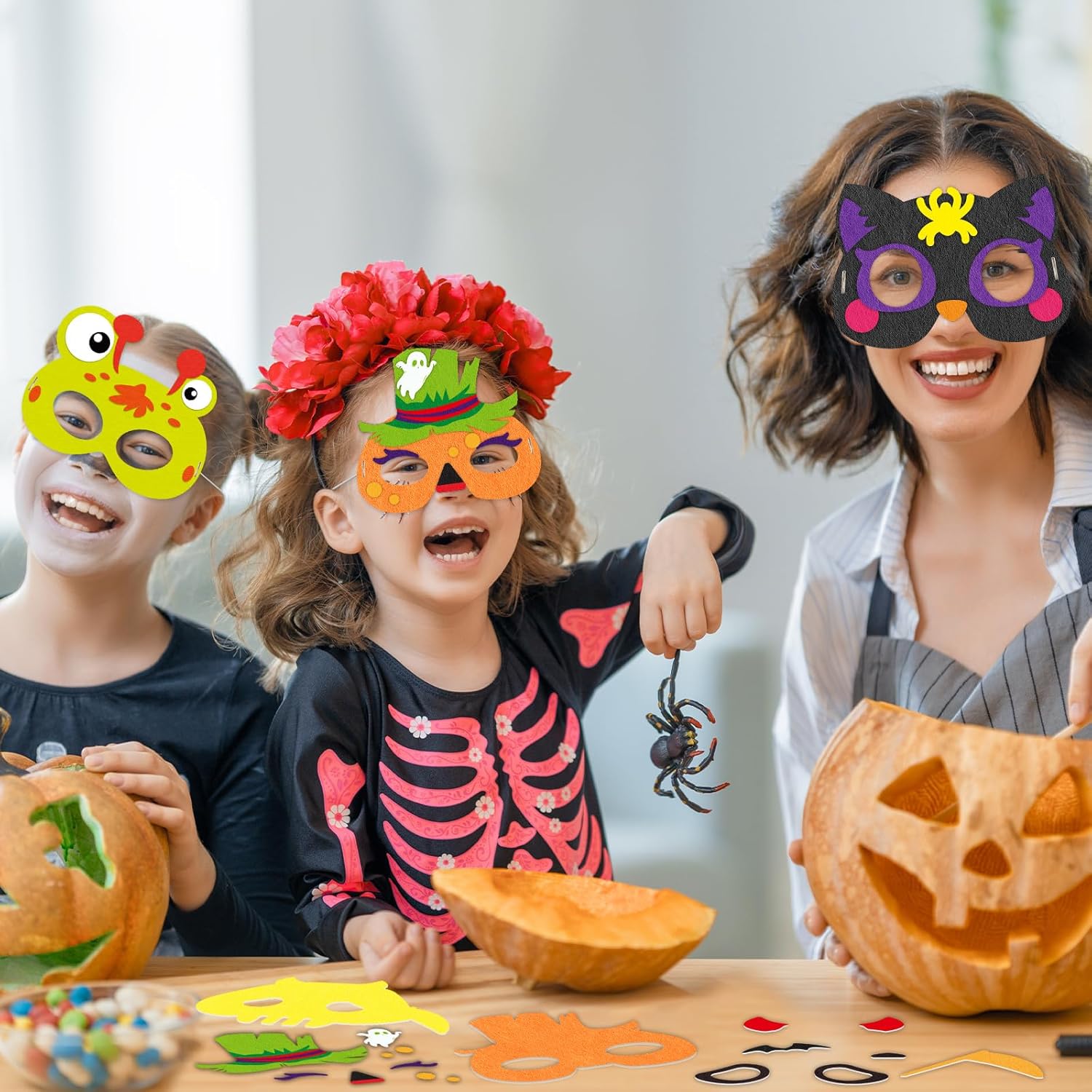Qyeahkj Paquete de 16 máscaras de fieltro de monstruo de Halloween para niños, manualidades de espuma de monstruo para niños de 3 a 5, 4 a 8, 8 a 10