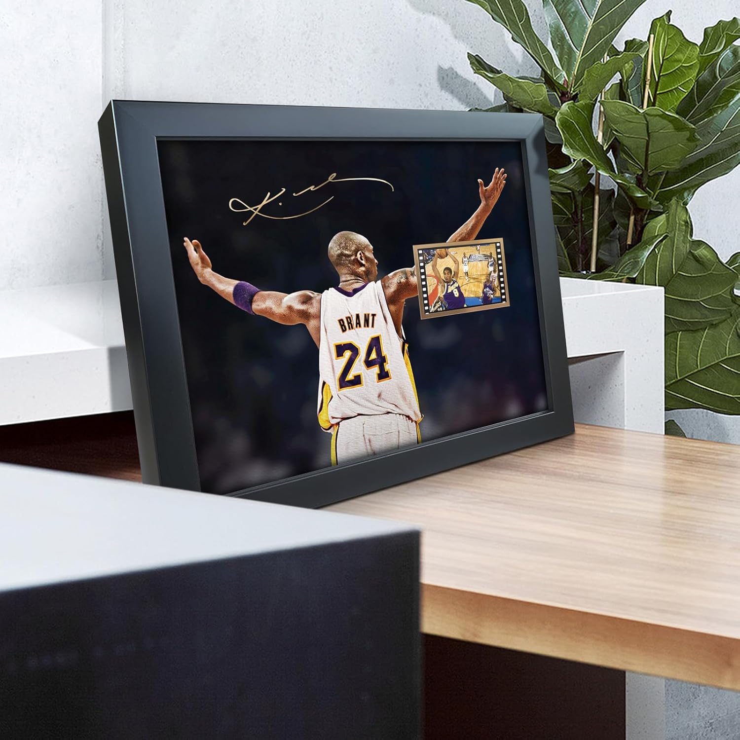 sufenvera Kobe Bryant – Póster enmarcado para fanáticos del baloncesto en cumpleaños, Navidad, Día del Padre, 10 x 8 pulgadas