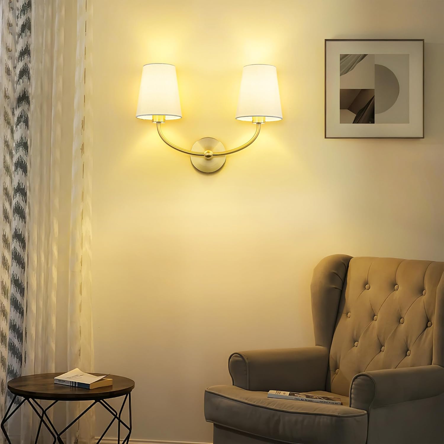 Emak VL116-GD-2 – Lámpara de baño de oro cepillado, modernos apliques de pared de 2 luces para baño, sala de estar, tocador de baño con pantalla de