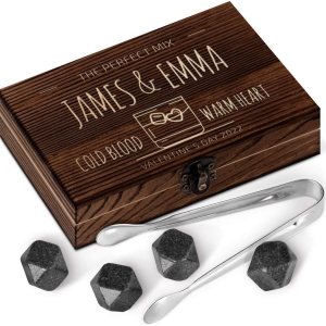 Maverton Juego de regalo de piedras de whisky para padres, 6 rocas de whisky de granito, alicates de acero inoxidable, elegante caja de madera con Maverton Juego de regalo de piedras de whisky para padres, 6 rocas de whisky de granito, alicates de acero inoxidable, elegante caja de madera con