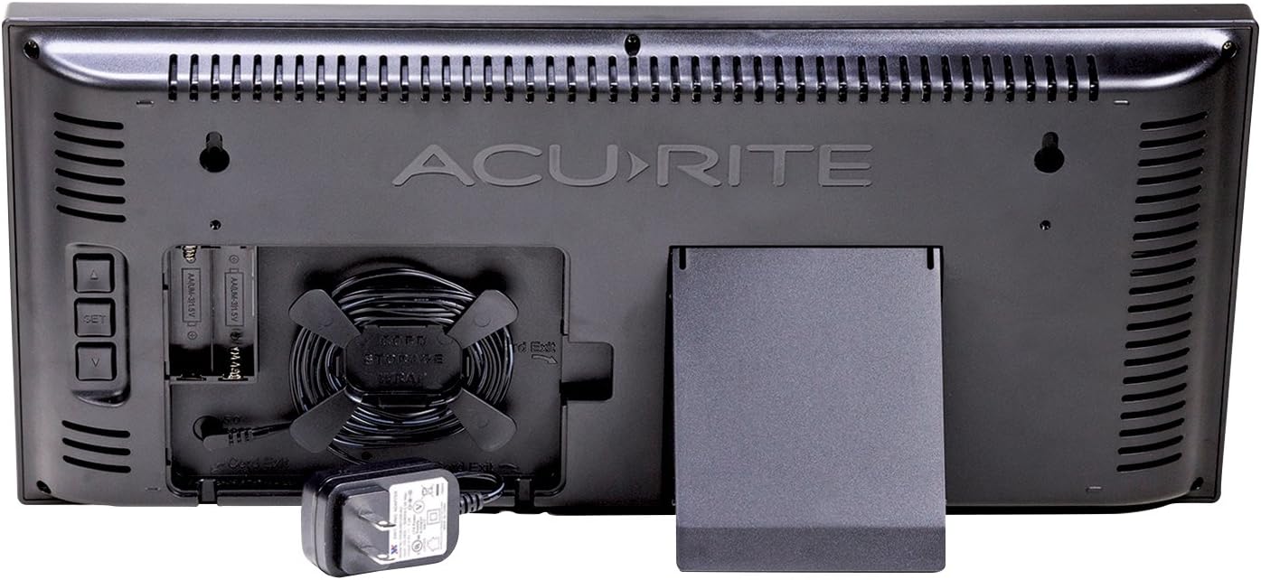 AcuRite 76100M Reloj LED de gran tamaño con temperatura interior, fecha y soporte plegable de 18 pulgadas, color azul