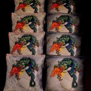 BackYardGamesUSA Chinese Dragon Fire – Juego de 8 bolsas de frijoles reglamentarias para cornhole B214 BackYardGamesUSA Chinese Dragon Fire – Juego de 8 bolsas de frijoles reglamentarias para cornhole B214