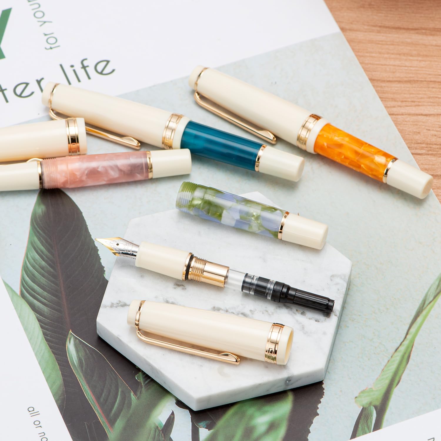 Jinhao 82 – Mini pluma estilográfica acrílica, punta fina de iridio con convertidor de tinta, mini bolígrafo de viaje de bolsillo corto verde algas