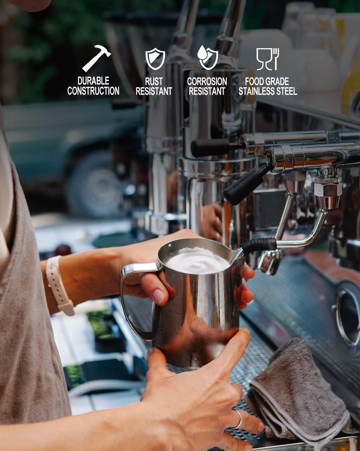 Jarra de espuma de leche de acero inoxidable de 20 onzas, medidas en ambos lados, accesorios para máquina de espresso, taza de arte latte con mango