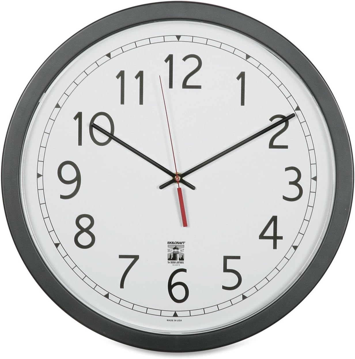 Skilcraft Reloj de pared autoajustable  Marco contemporáneo de plástico  16.5 pulgadas de diámetro