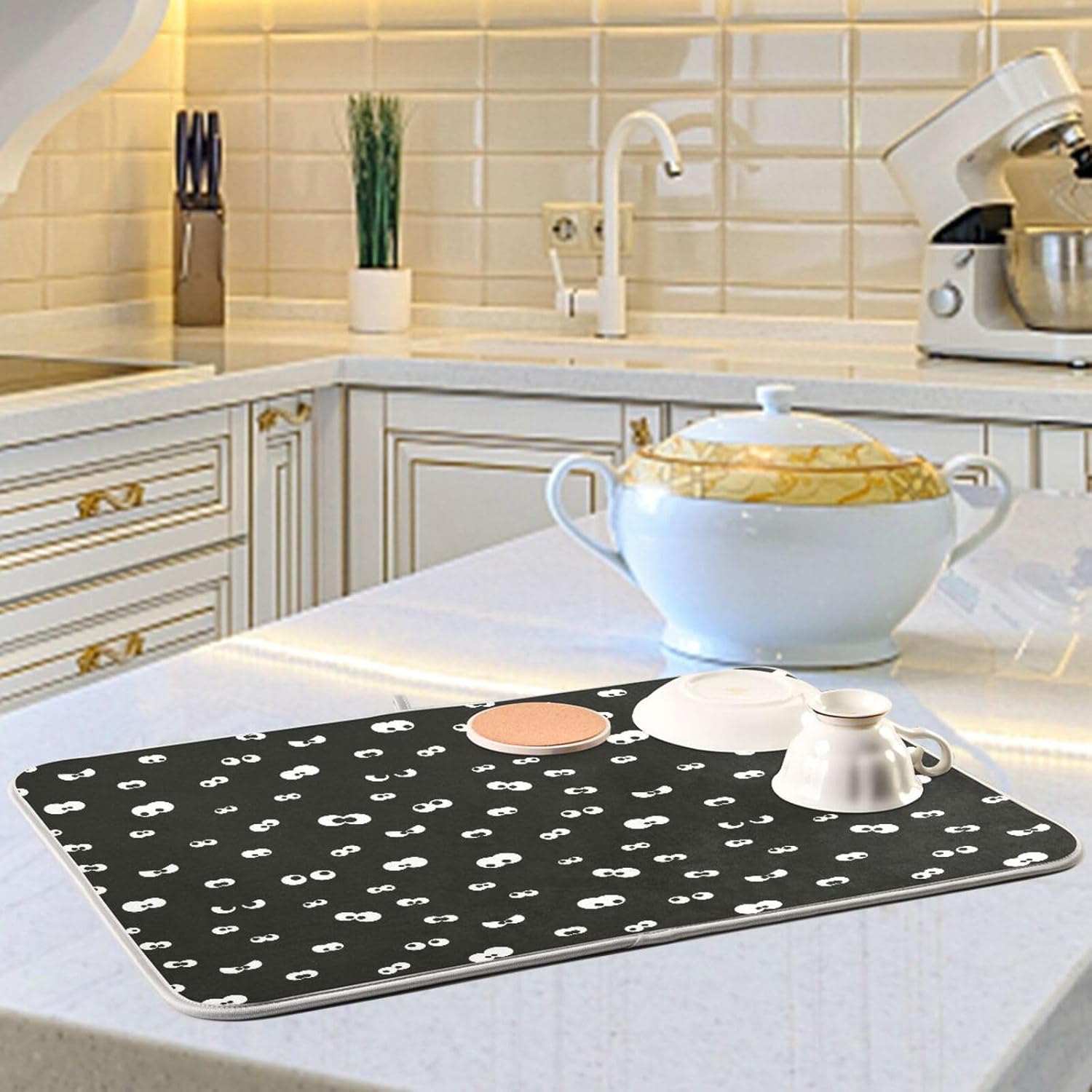 Spooky Eyes Drying Dish Mat Washnable Absorbent Kitchen Counter Top Mat Drying Matt Kitchen Counter Tapete Para Cocina 16” x 18”