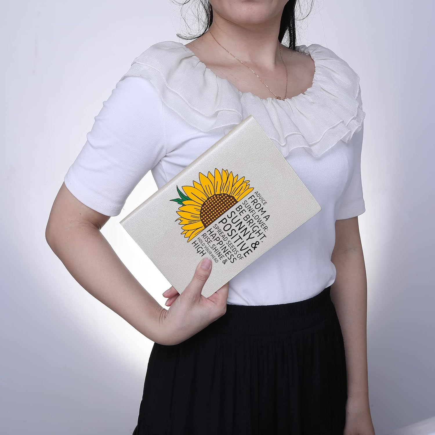 Cuaderno de diario con forro de girasol, regalo de girasol, libro de notas de cuero hecho a mano para hombres y mujeres, 5.75 x 8.25 pulgadas,