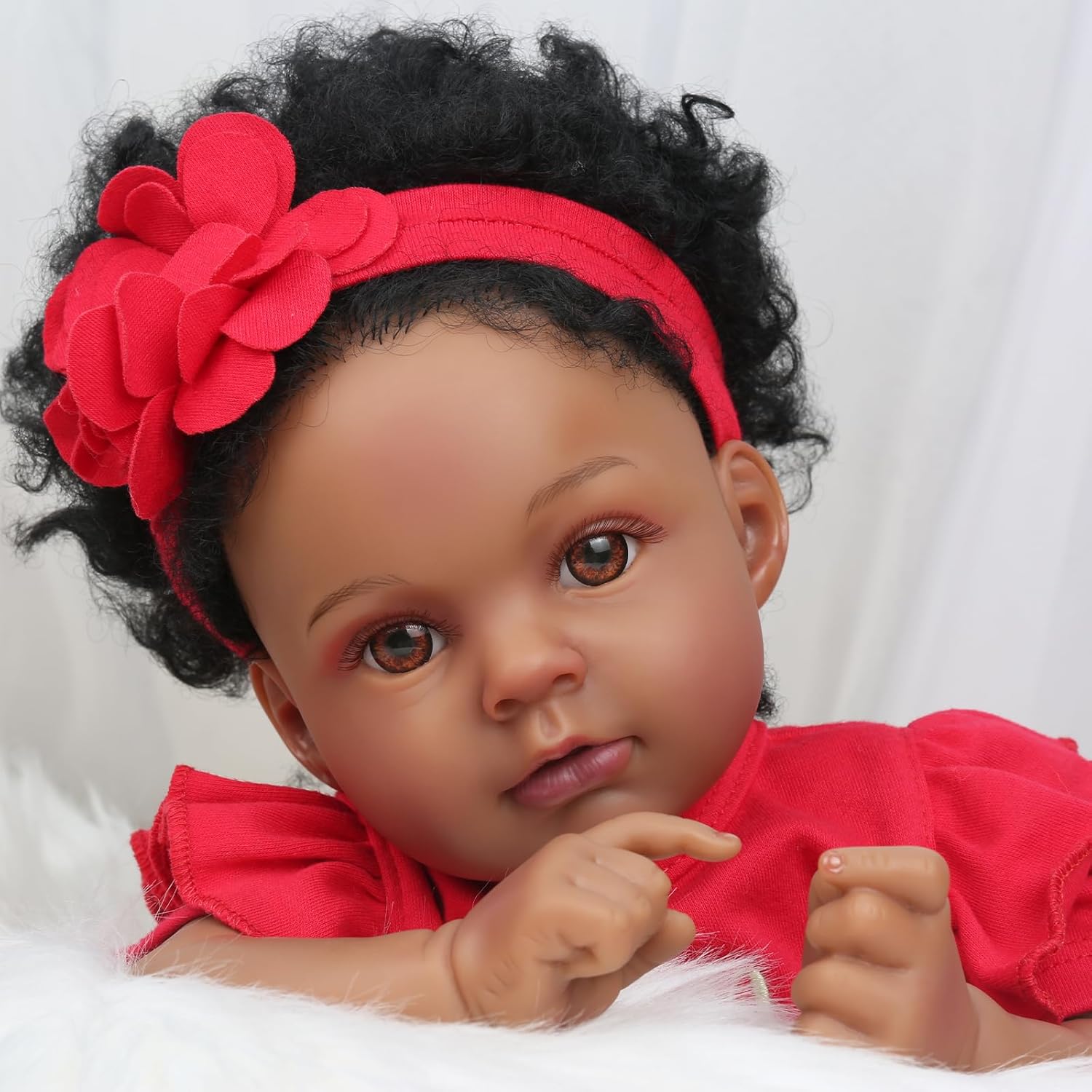 Muñeca realista de bebé recién nacida de 20 pulgadas que se ven reales, muñeca de bebé recién nacida afroamericana de vinilo con cuerpo suave, el