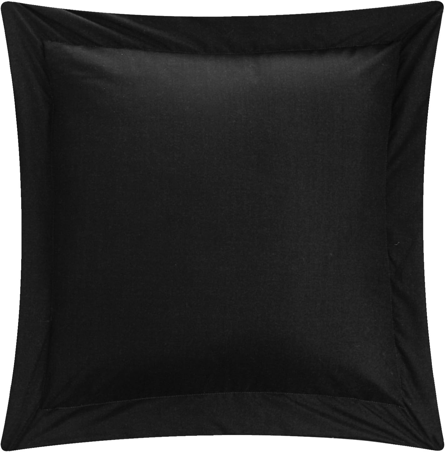 Cama Chic Home en una bolsa con sábanas cortinas