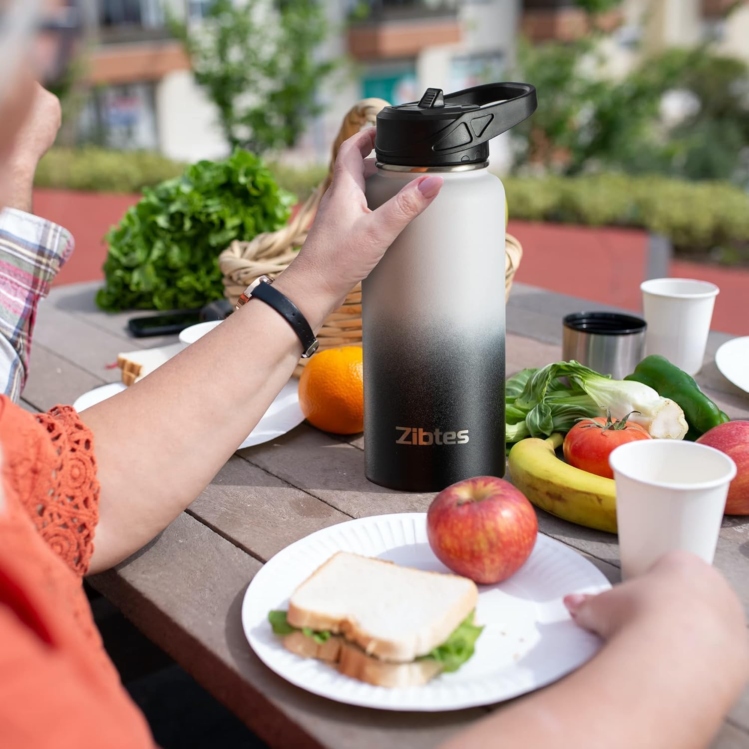 Zibtes Botella de agua aislada de 32 onzas con popote, 3 tapas (tapa abatible, boquilla y asa), botella de agua deportiva de acero inoxidable a