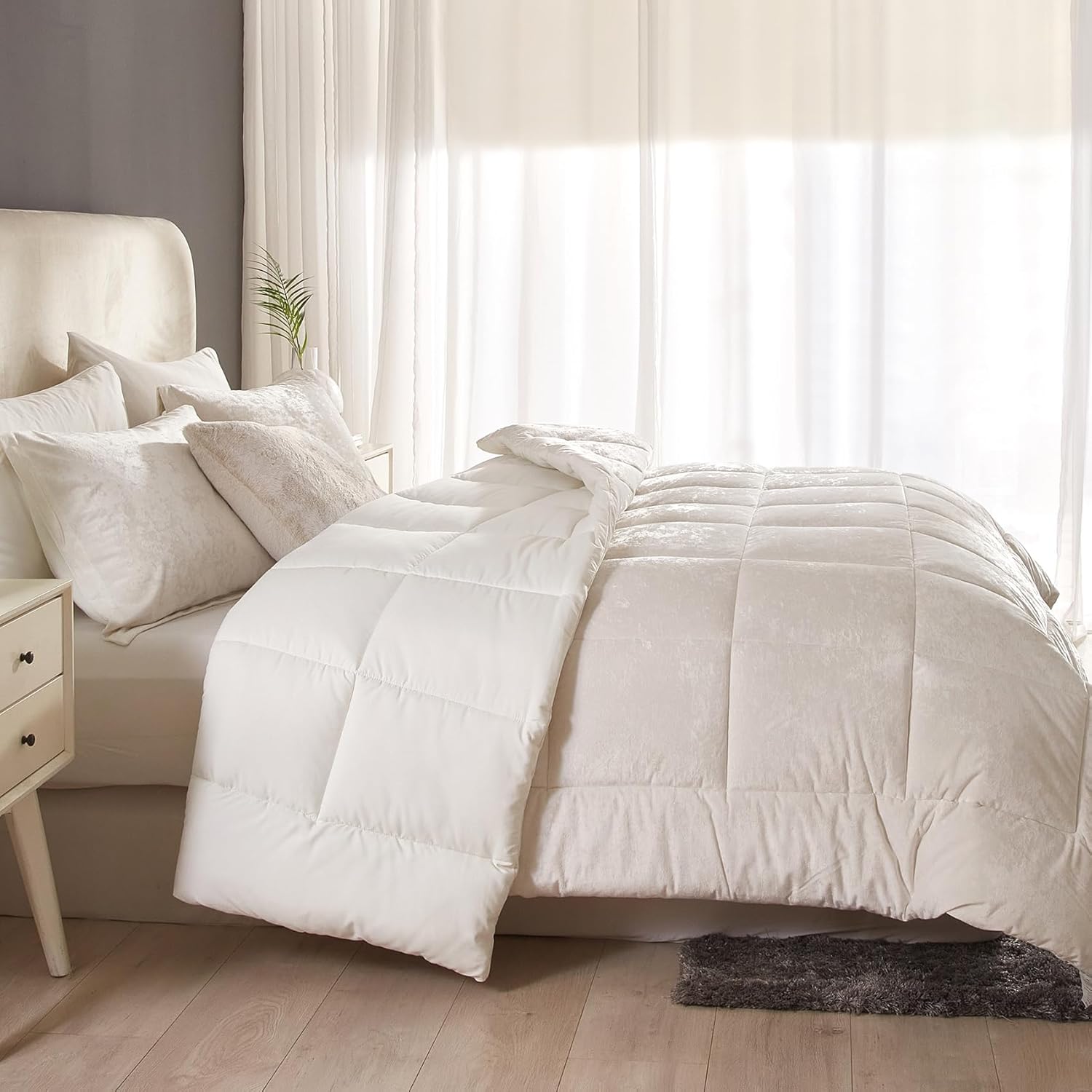 HYPREST Juego de edredón de terciopelo tamaño King, 3 piezas de edredón de terciopelo elegante, ultra suave, color blanco