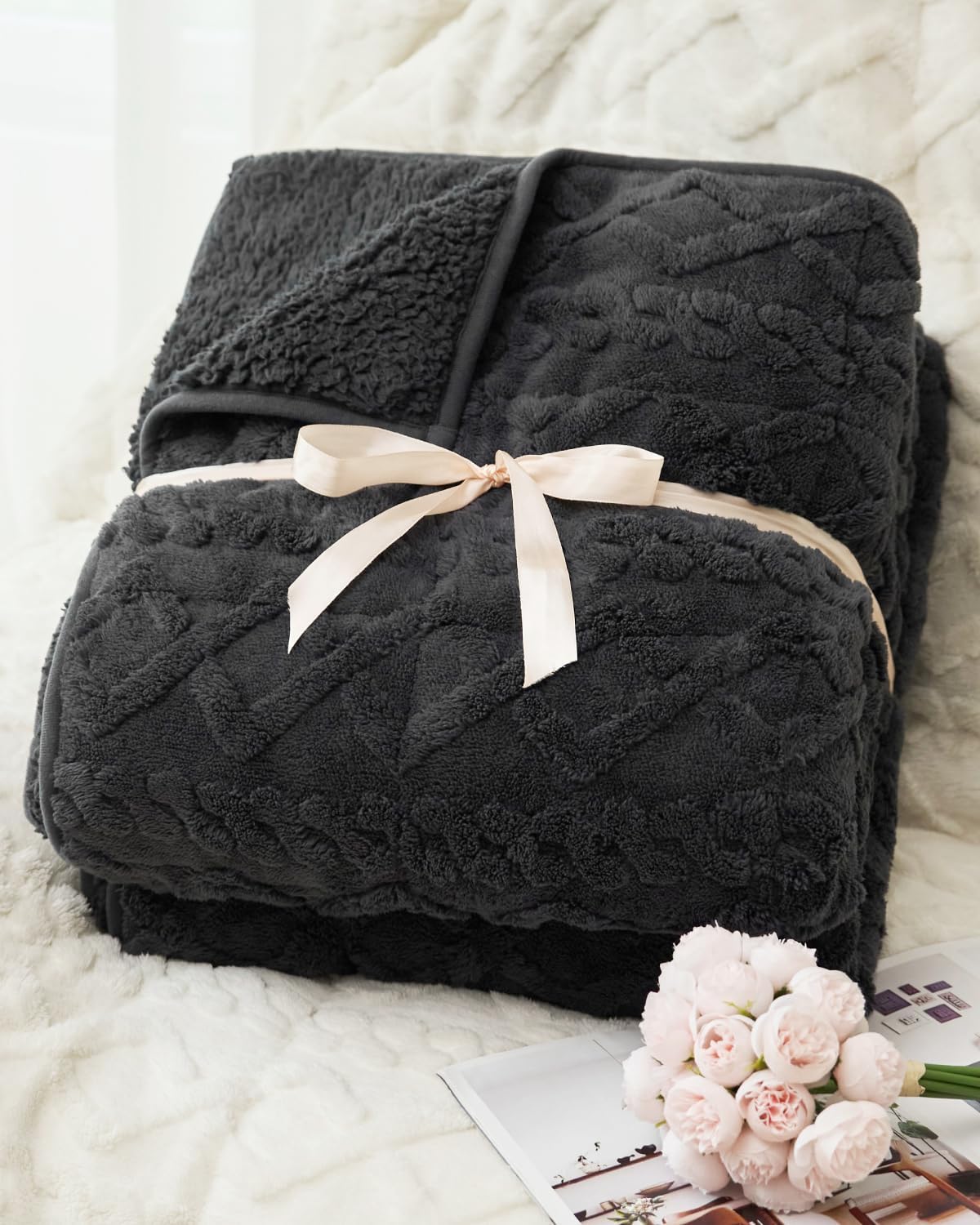 Wemore Manta con peso para adultos, tamaño individual, 15 libras, manta con peso de jacquard suave y mullida de doble cara para dormir, acogedora