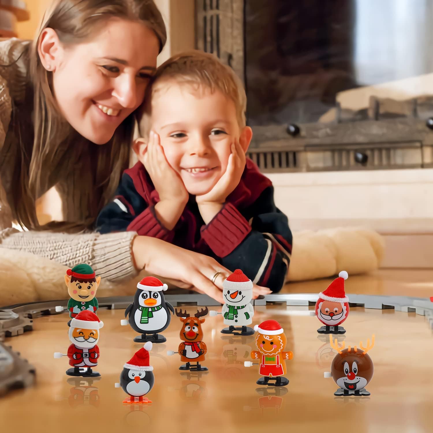 CCINEE 12 paquetes de juguetes de Navidad para decoración de Navidad, juguetes de relojería, rellenos de calcetines para fiesta de Navidad, relleno