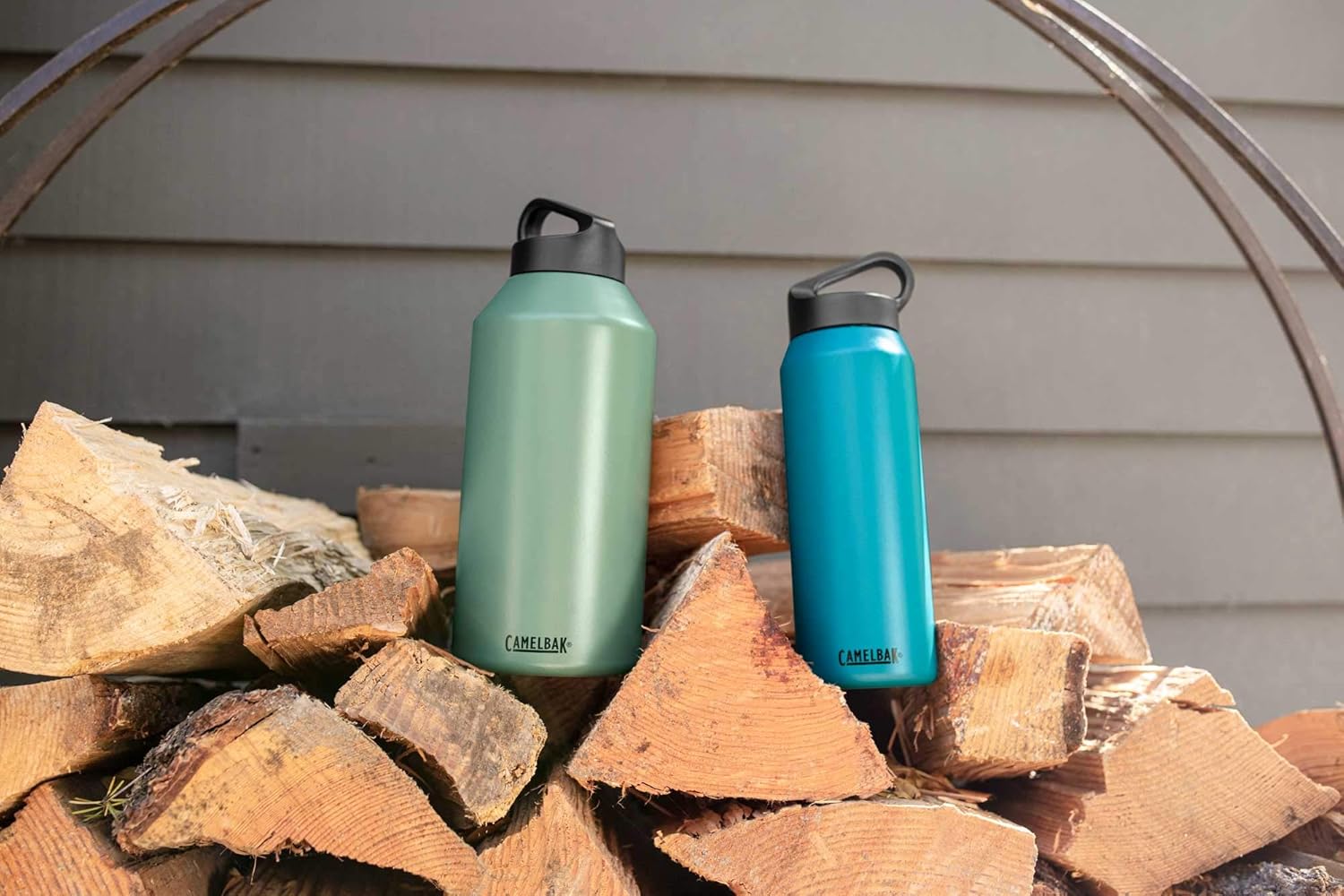CamelBak Botella de tapa de transporte, acero inoxidable aislado al vacío, fácil de transportar