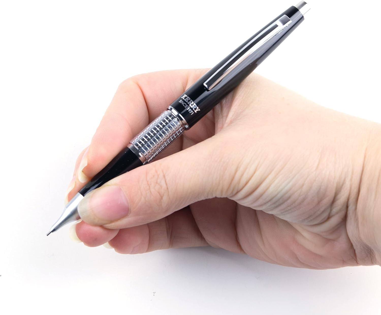 Pentel Sharp Kerry – Portaminas (0.028in), barril negro, 1 bolígrafo (P1037A)