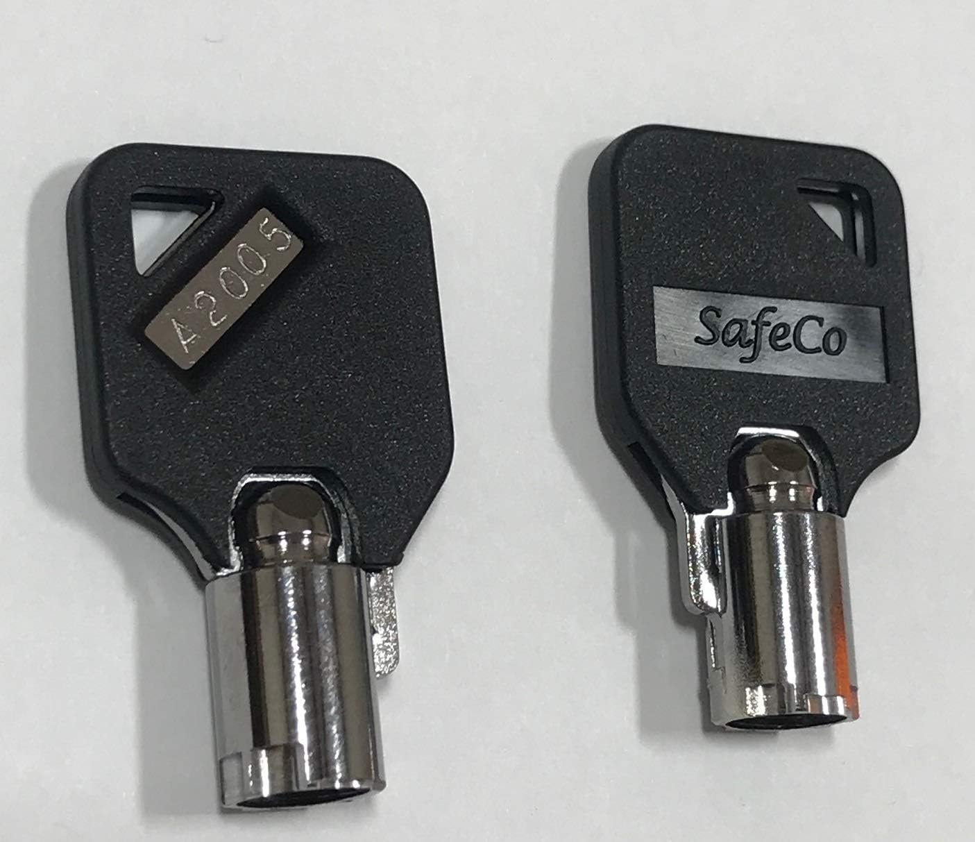 2 llaves de repuesto para caja de herramientas Milwaukee y Steel Glide, cofre, código de llaves serie A2001 a través de A2020. SafeCo Brands 2