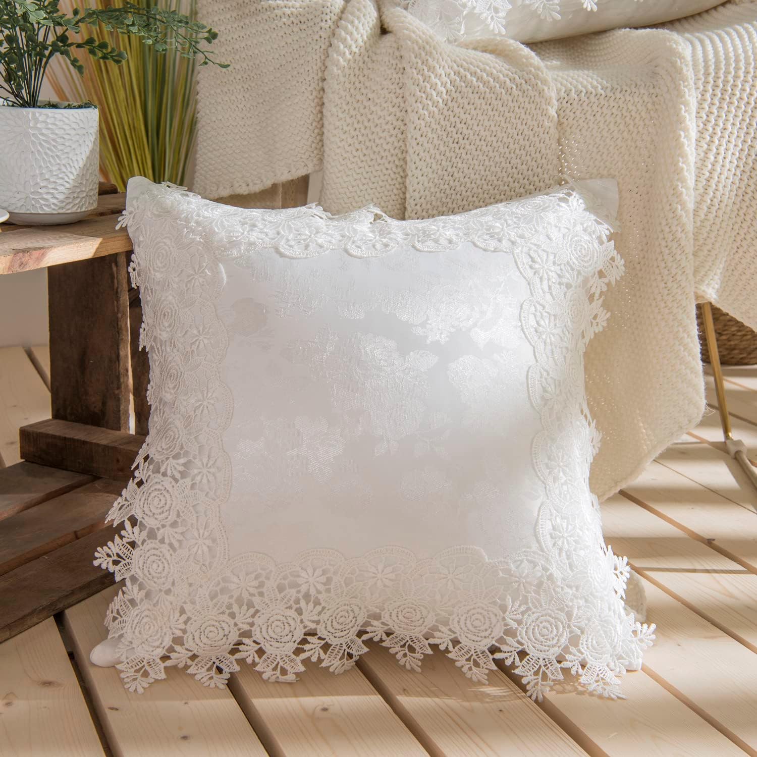 Juego de 2 fundas de almohada europeas de 26 x 26 pulgadas, fundas de almohada de encaje blanco de lujo, estilo vintage, estilo vintage, arte