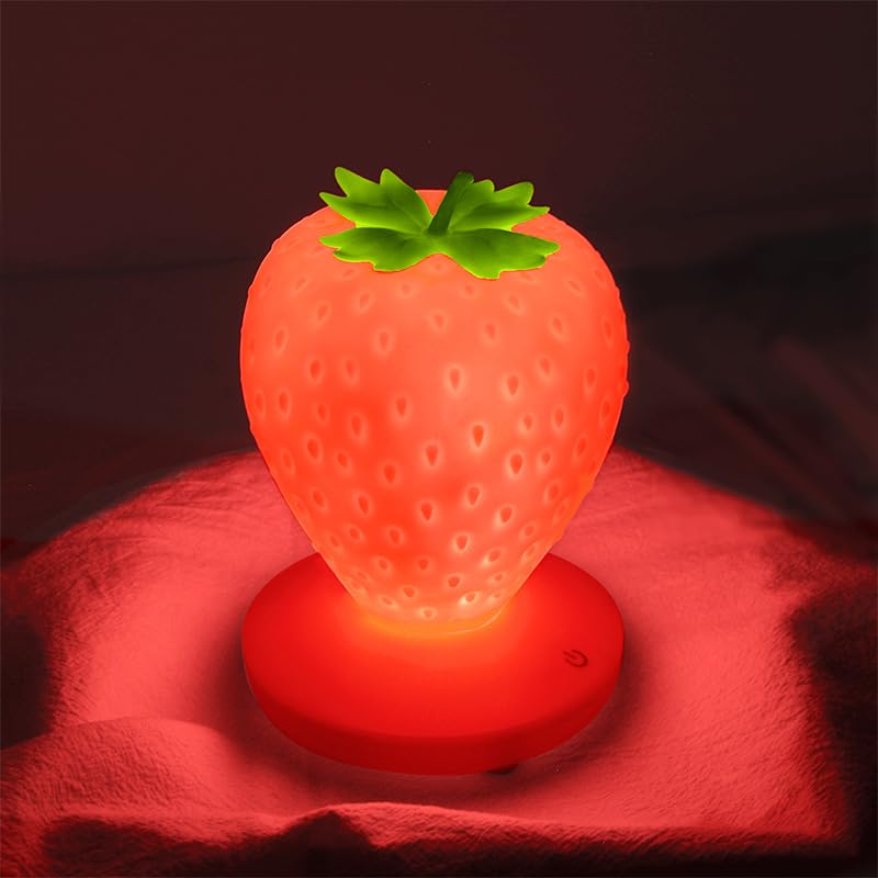 Decoración de luz nocturna de fresa, bonita lámpara LED de fresa de silicona, recargable por USB, 3 modos de luz táctil que cambia de color para el