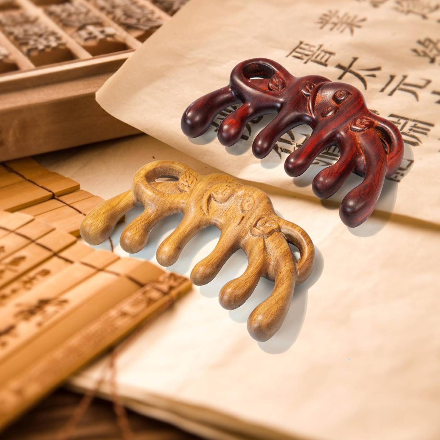 Metyond Peine de madera de sándalo verde Gua Sha, peine de madera ideal para raspar el cuero cabelludo masajeador peine y cuidado holístico cabeza