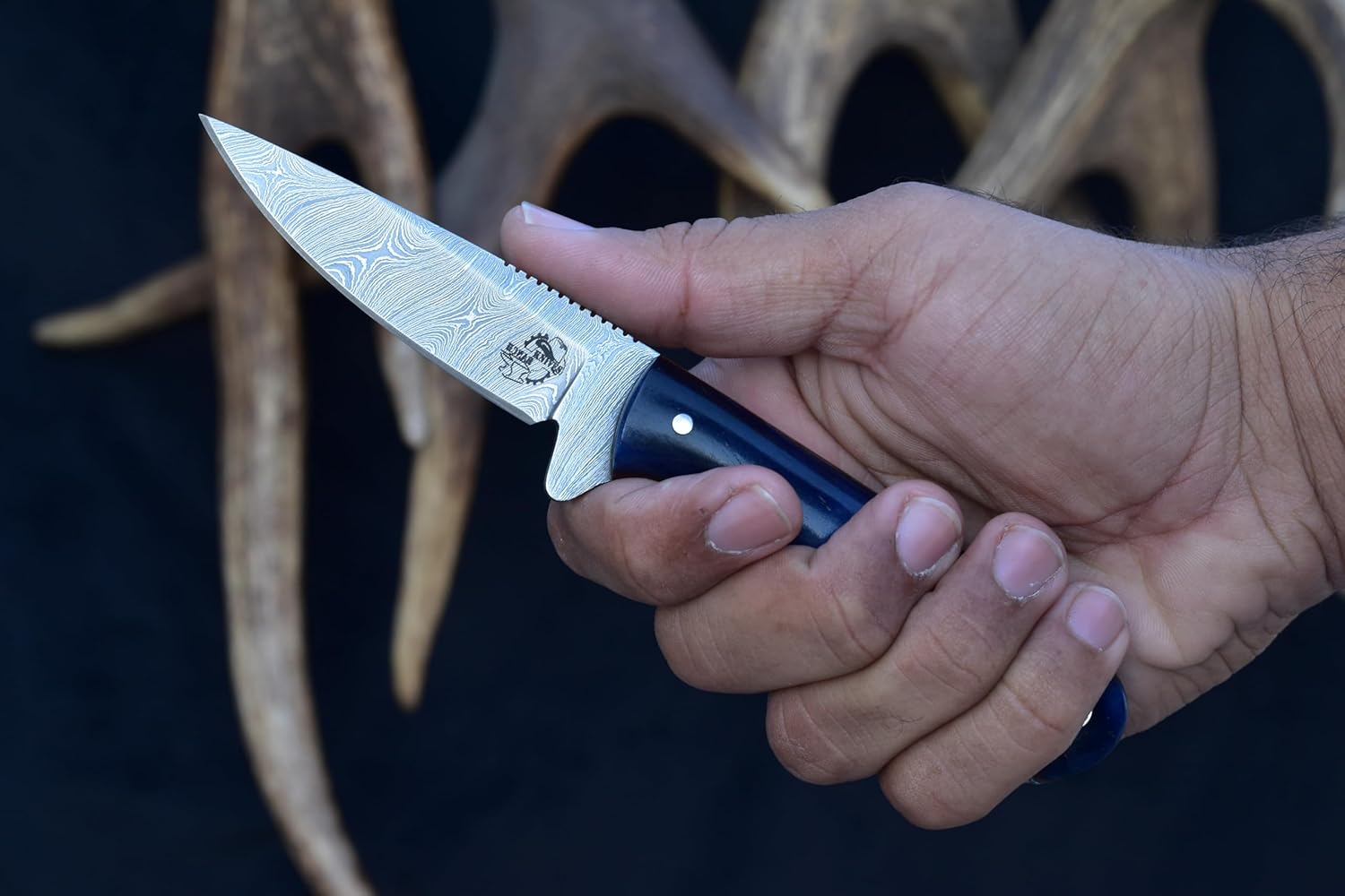 Knives Ranch Cuchillo EDC de hoja fija de 7 pulgadas, cuchillo de caza, acero de damasco, espiga completa, mango de hueso, funda de cuero de