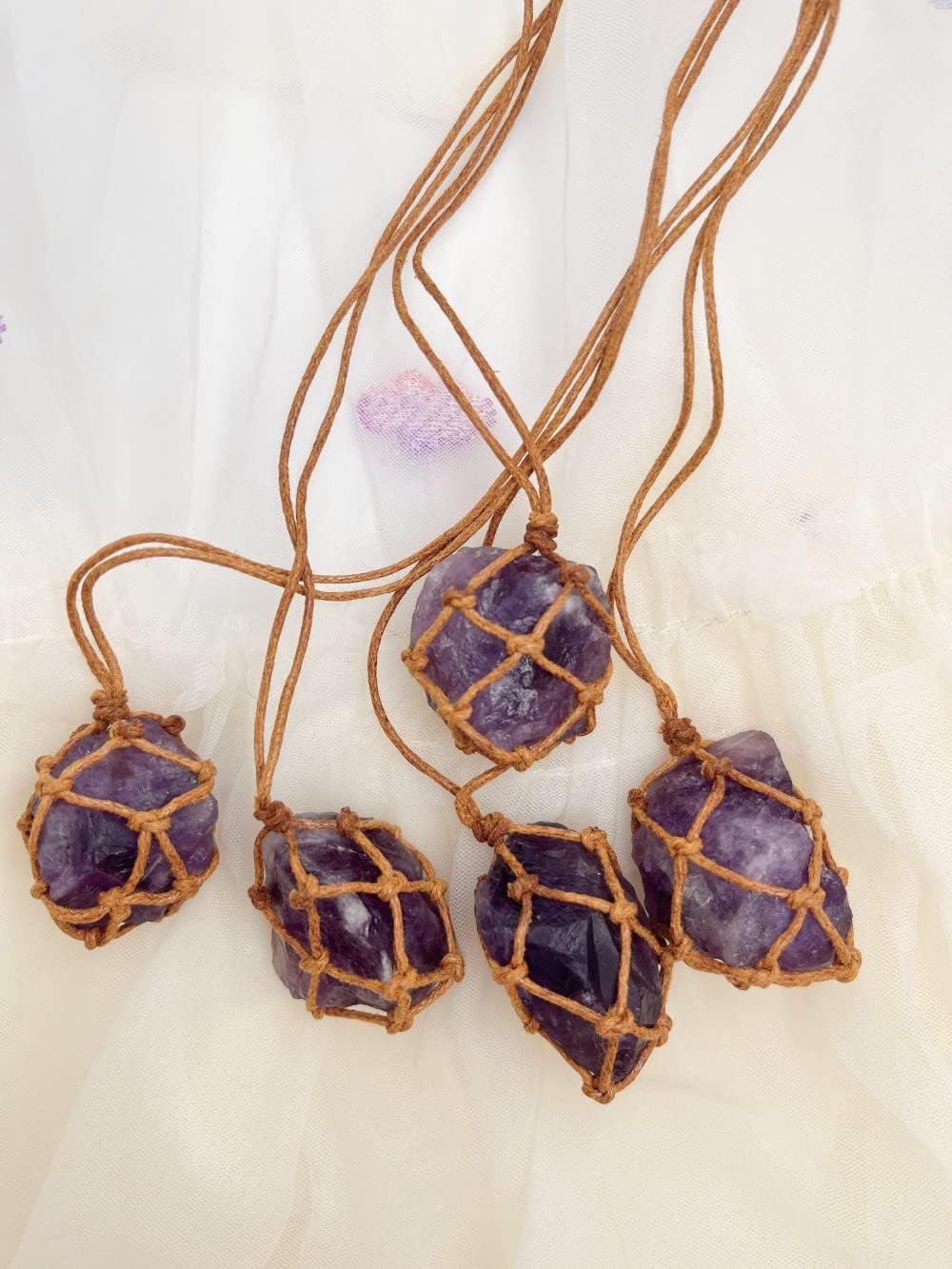 Collar con colgante de cristal crudo natural Reiki, chakra curativo, piedra de tratamiento con cuerda tejida a mano en color aleatorio, Piedra