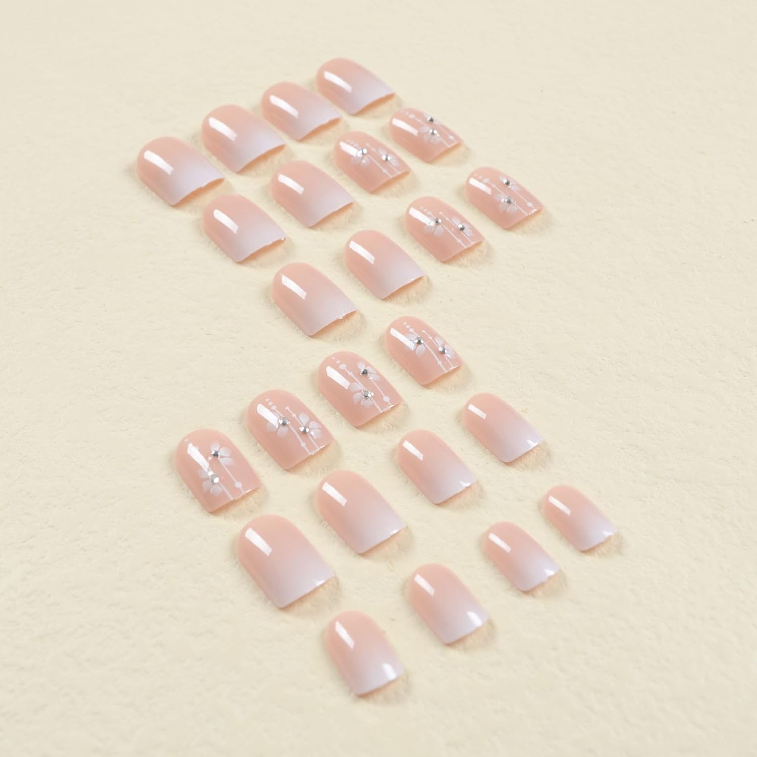 Uñas postizas cortas cuadradas SWEKKE con punta francesa, uñas postizas de color rosa degradado, cobertura completa, flores, con diseños de