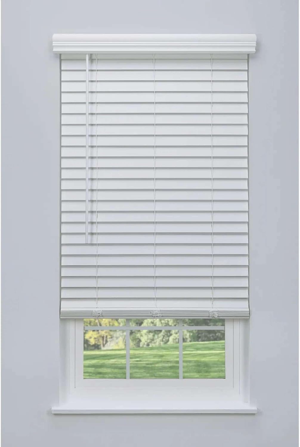 Linen Avenue Persianas de madera sintética blanca personalizables, inalámbricas, de 20 a 23 pulgadas de ancho x 68 pulgadas de alto, montaje