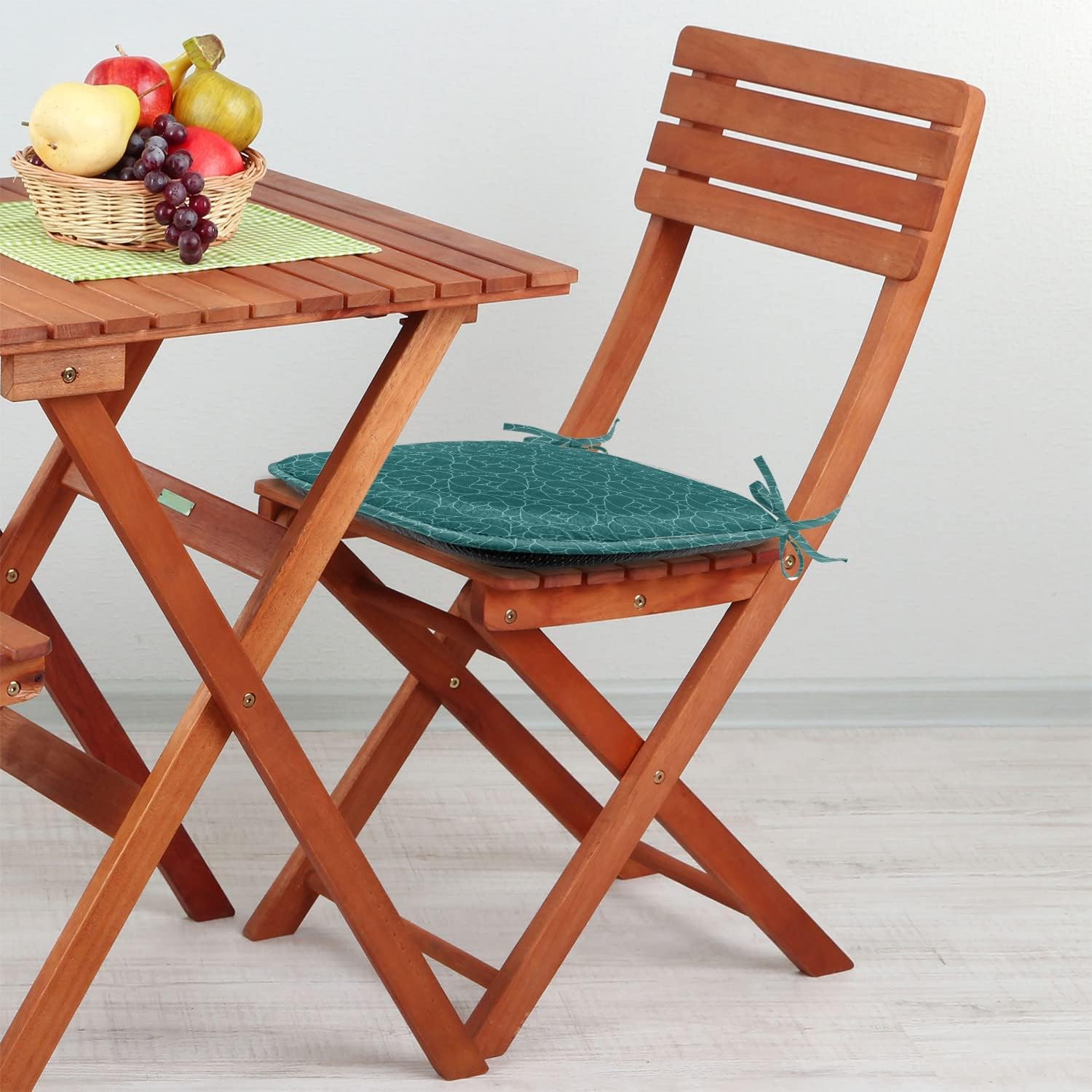 Ambesonne Juego de 4 cojines de asiento para silla, diseño moderno expresionista, diseño de gotas de agua en varios tamaños, acolchado
