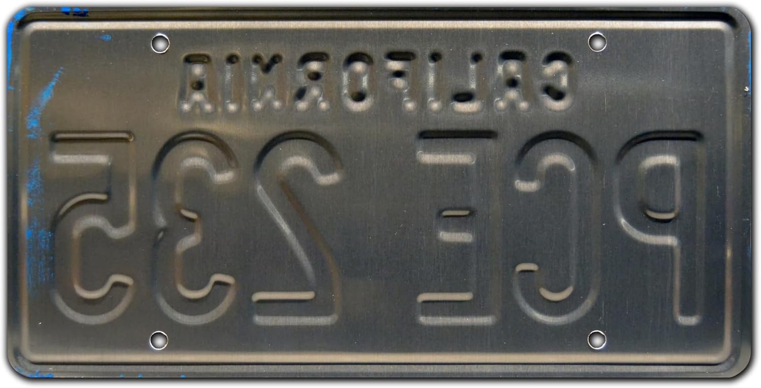 Stranger Things  PCE 235  Placa de matrícula estampada de metal