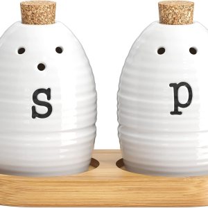 Barnyard Designs Farmhouse – Juego de saleros y pimenteros con soporte, saleros y pimenteros de cerámica únicos, saleros y pimenteros vintage, Barnyard Designs Farmhouse – Juego de saleros y pimenteros con soporte, saleros y pimenteros de cerámica únicos, saleros y pimenteros vintage,
