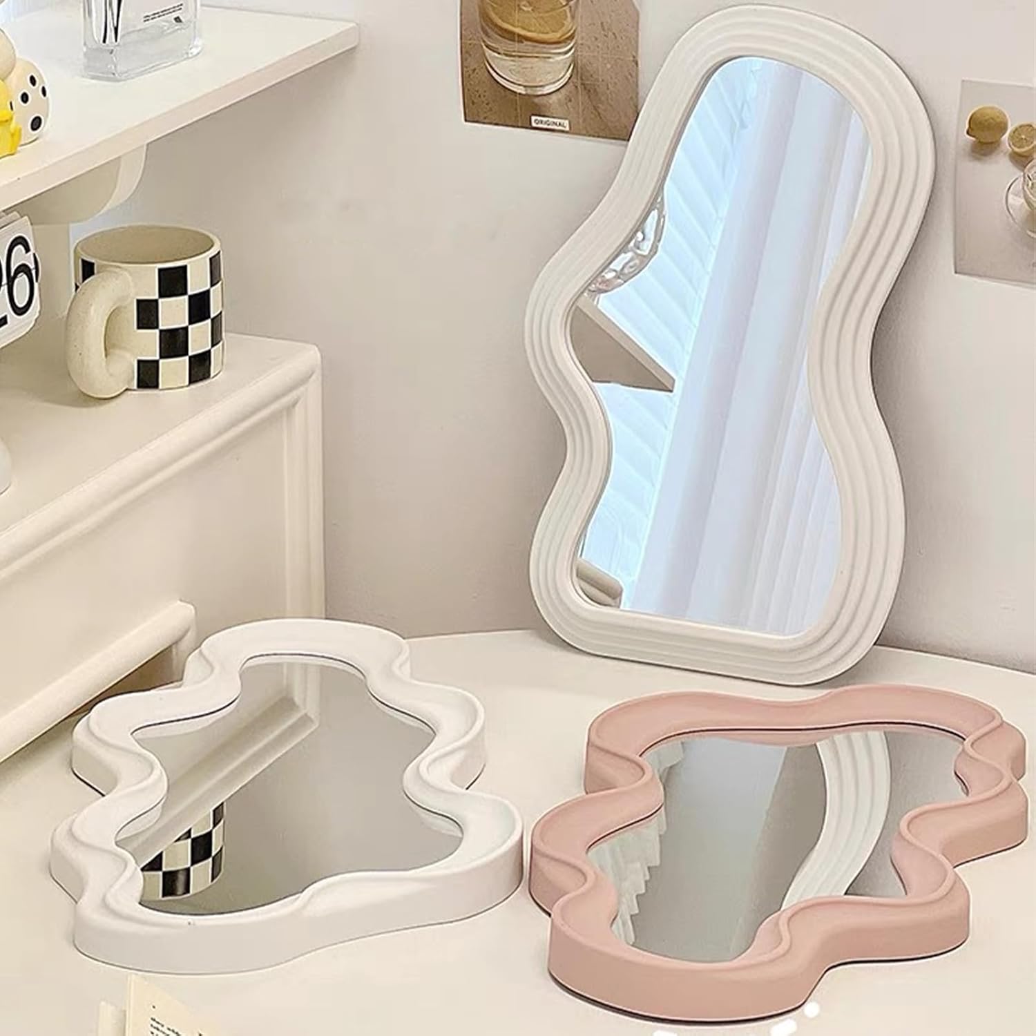Espejo de pared irregular, con gancho y borde asimétrico, espejo de baño de 16 x 10.2 pulgadas, espejo decorativo moderno creativo para dormitorio,