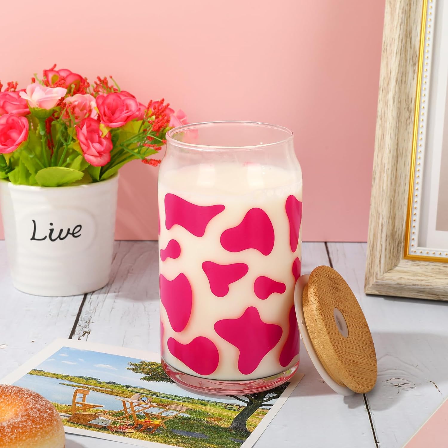 Whaline Paquete de 2 vasos de bebida de vaca de 16 onzas con estampado de vaca roja rosa, taza de café helado con tapas de bambú, popote de vidrio