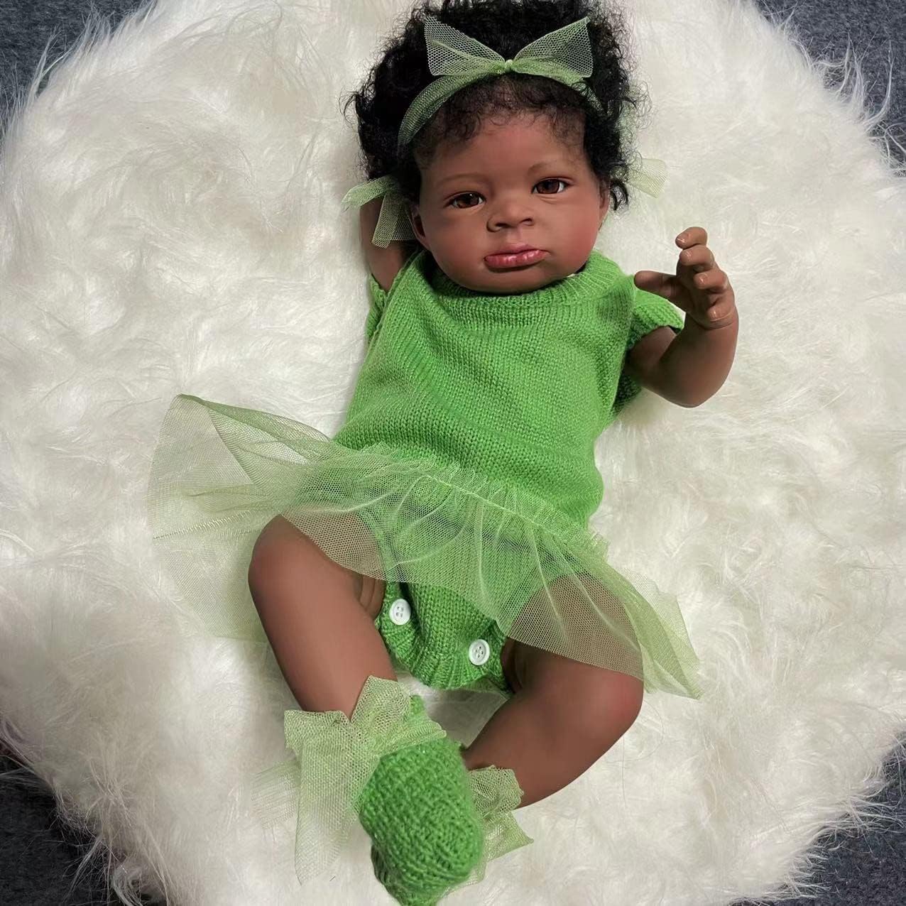 GYCV Muñecas Reborn Black Girl baratas de 20 pulgadas, muñecas realistas de bebé que se ven reales con ojos marrones afroamericanos, muñecas recién