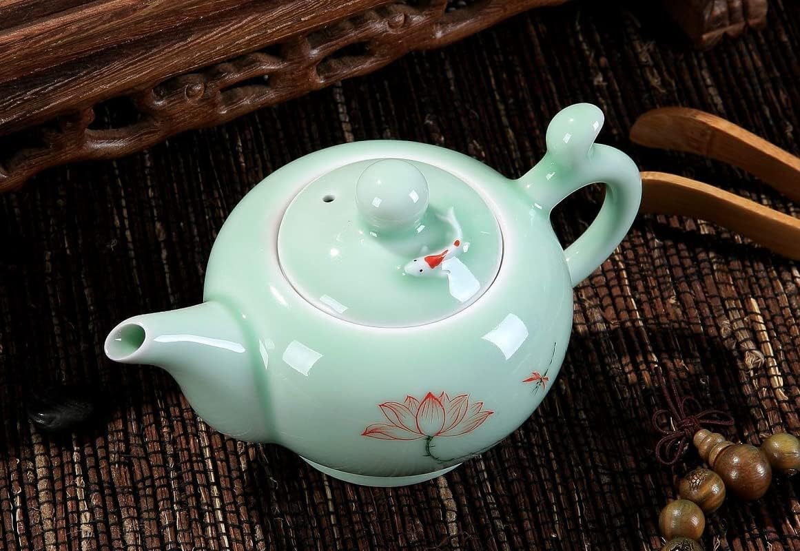 HOTUMN Teteras para té suelto de cerámica con tapa (patrón de loto y pescado) Tetera china hecha a mano, regalo para familiares y amigos (6.8 onzas)