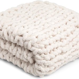 DEMDACO Manta de tela acrílica de punto grueso, color crema suave, 70 x 65 DEMDACO Manta de tela acrílica de punto grueso, color crema suave, 70 x 65