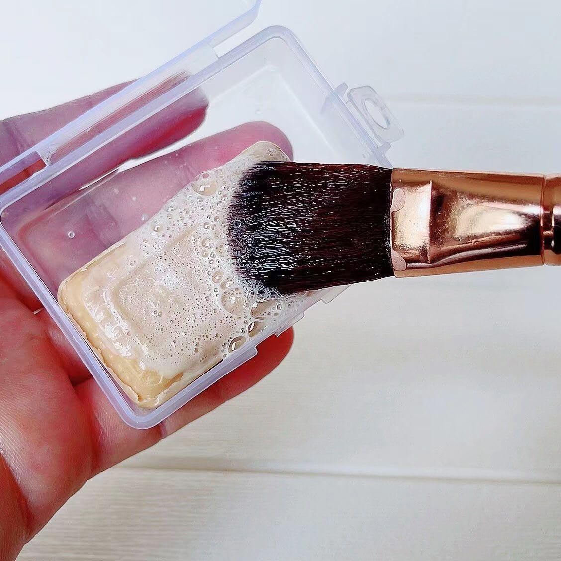 Jabón de sándalo de flor de abeja, mini caja de almacenamiento portátil de viaje, cepillo pequeño lavable, cepillo de maquillaje, limpieza facial,