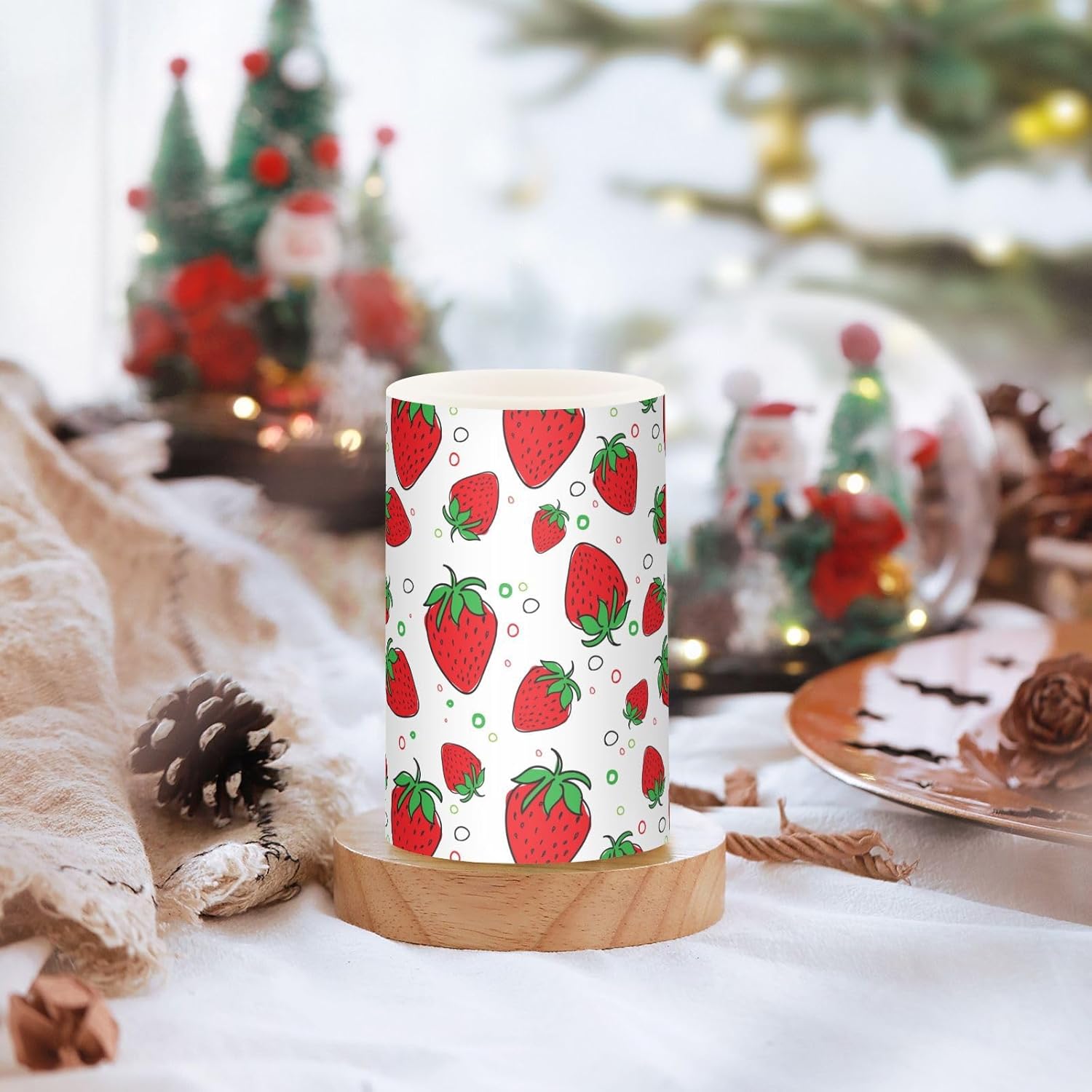 DOMIKING Velas LED eléctricas sin llama de fresas con temporizador, funciona con pilas, velas parpadeantes para centro de mesa, decoración votiva