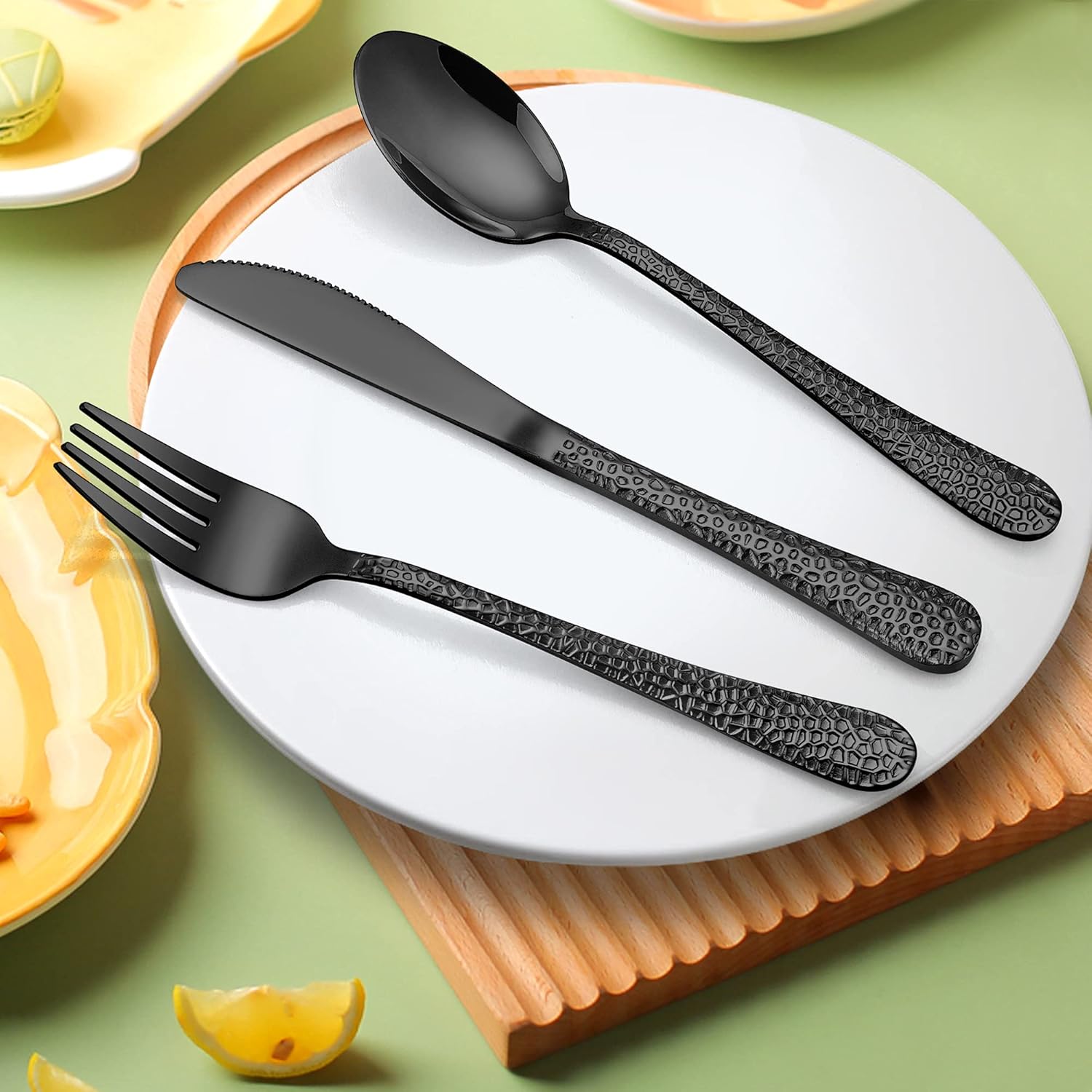 LIANYU Juego de cubiertos negros de 12 piezas para niños, utensilios de acero inoxidable para niños preescolares, juego de cubiertos de metal