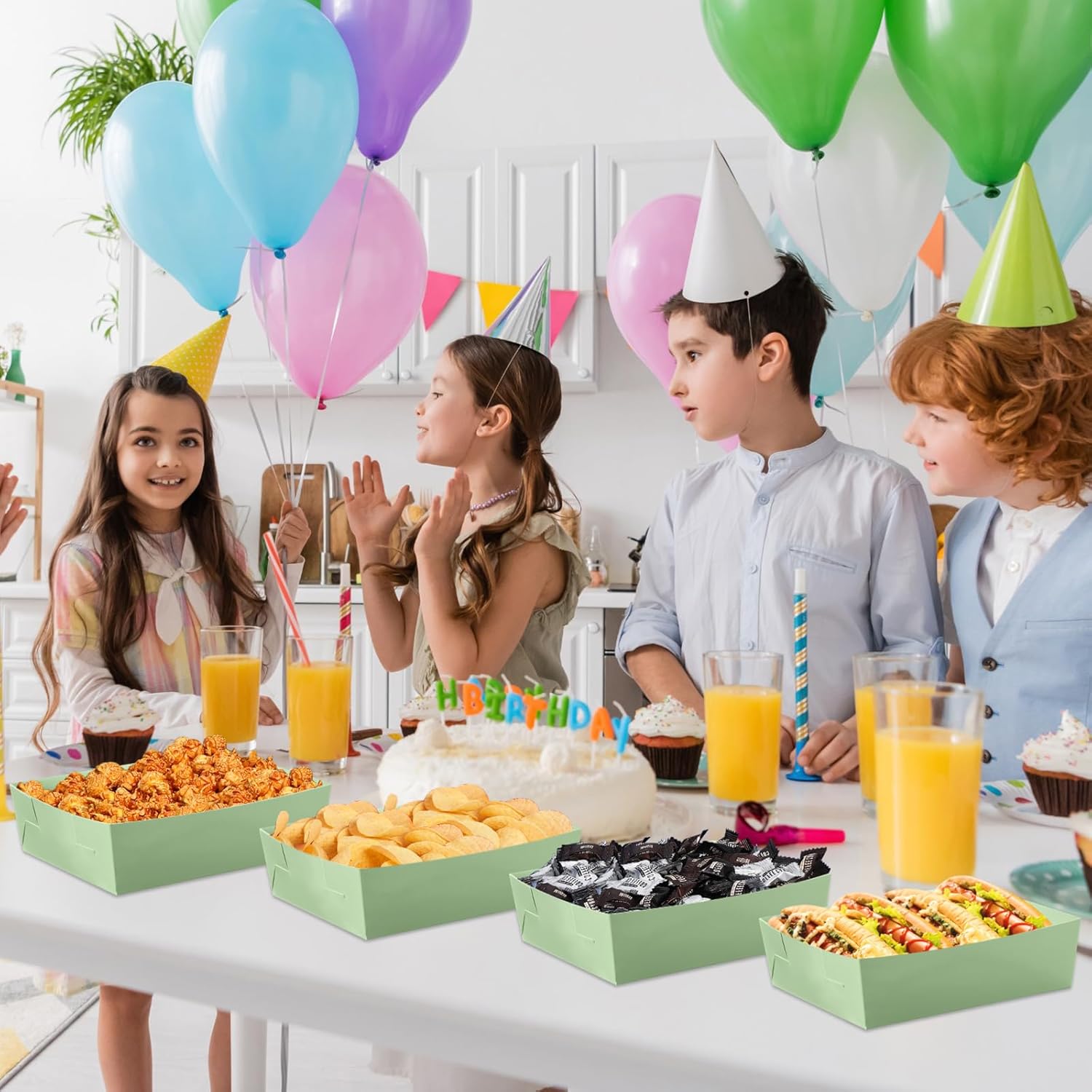 Paquete de 50 bandejas de papel para alimentos de 5 libras, platos grandes para nachos, bandejas desechables resistentes a la grasa para aperitivos
