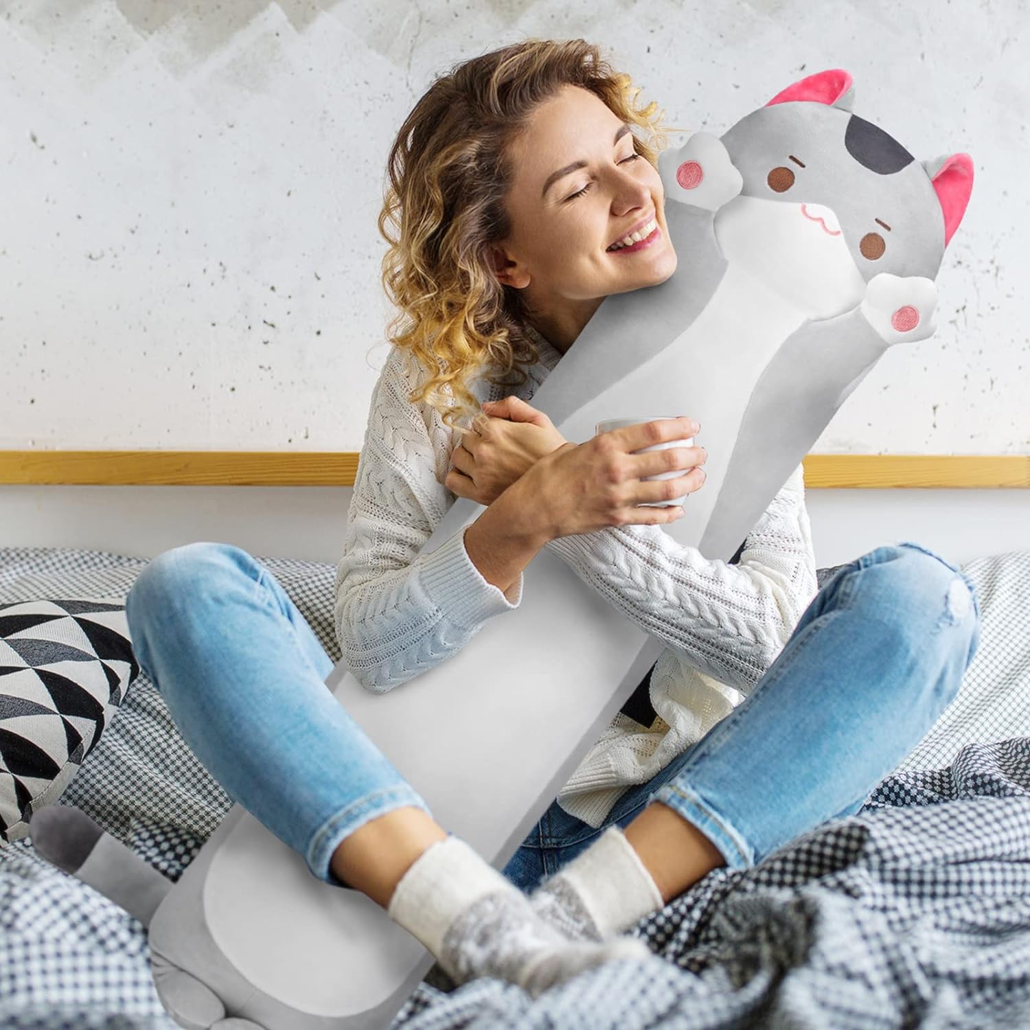 Peluche largo de gato + felpa reversible, almohada de felpa de gato gris de 44 pulgadas + almohada de felpa de zorro de panda rojo de 18 pulgadas