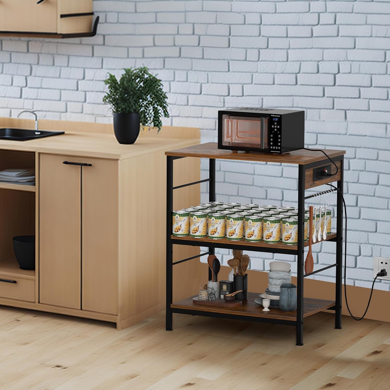 Estante para panaderos con toma de corriente para cocina, soporte para microondas, 3 niveles, mesa de café, estante de almacenamiento de cocina con
