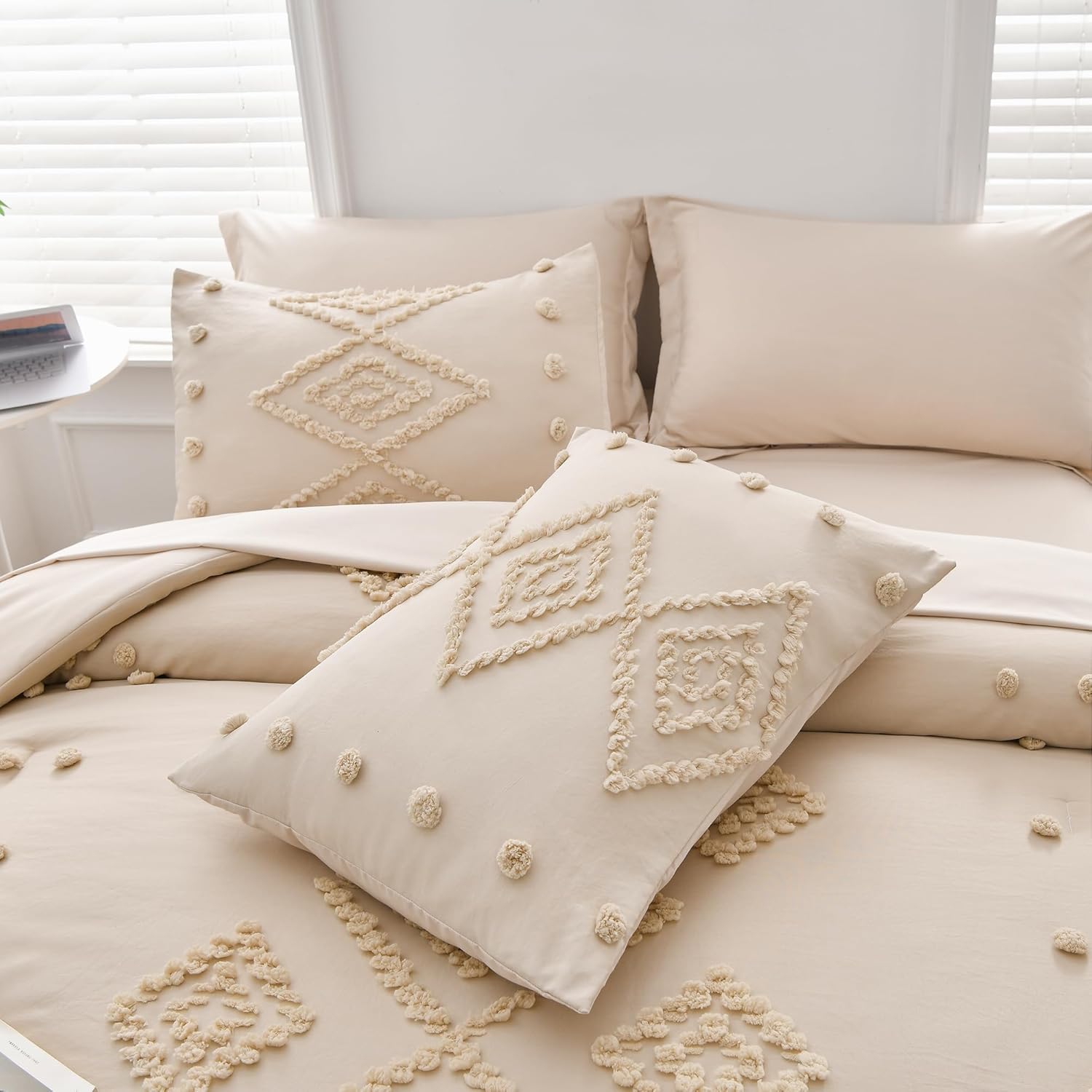 MEILA Juego de edredón beige tamaño Queen  7 piezas, cama en una bolsa con juego de edredón alternativo acolchado esponjoso para todas las